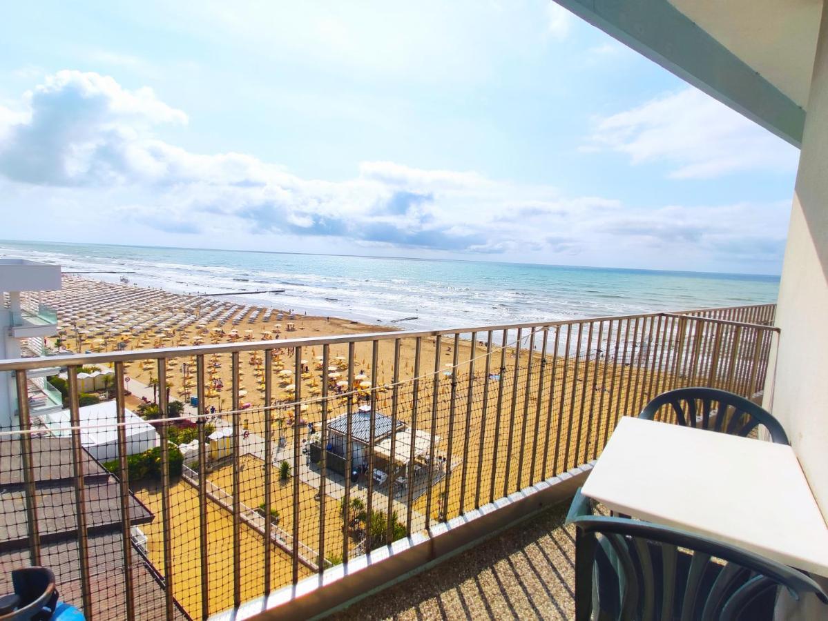 La Torre - Frontemare - Immobil Relax Villa Lido di Jesolo Exterior photo